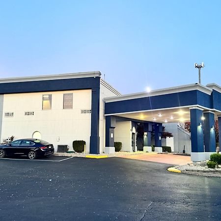 Quality Inn & Suites Цинциннаті Екстер'єр фото