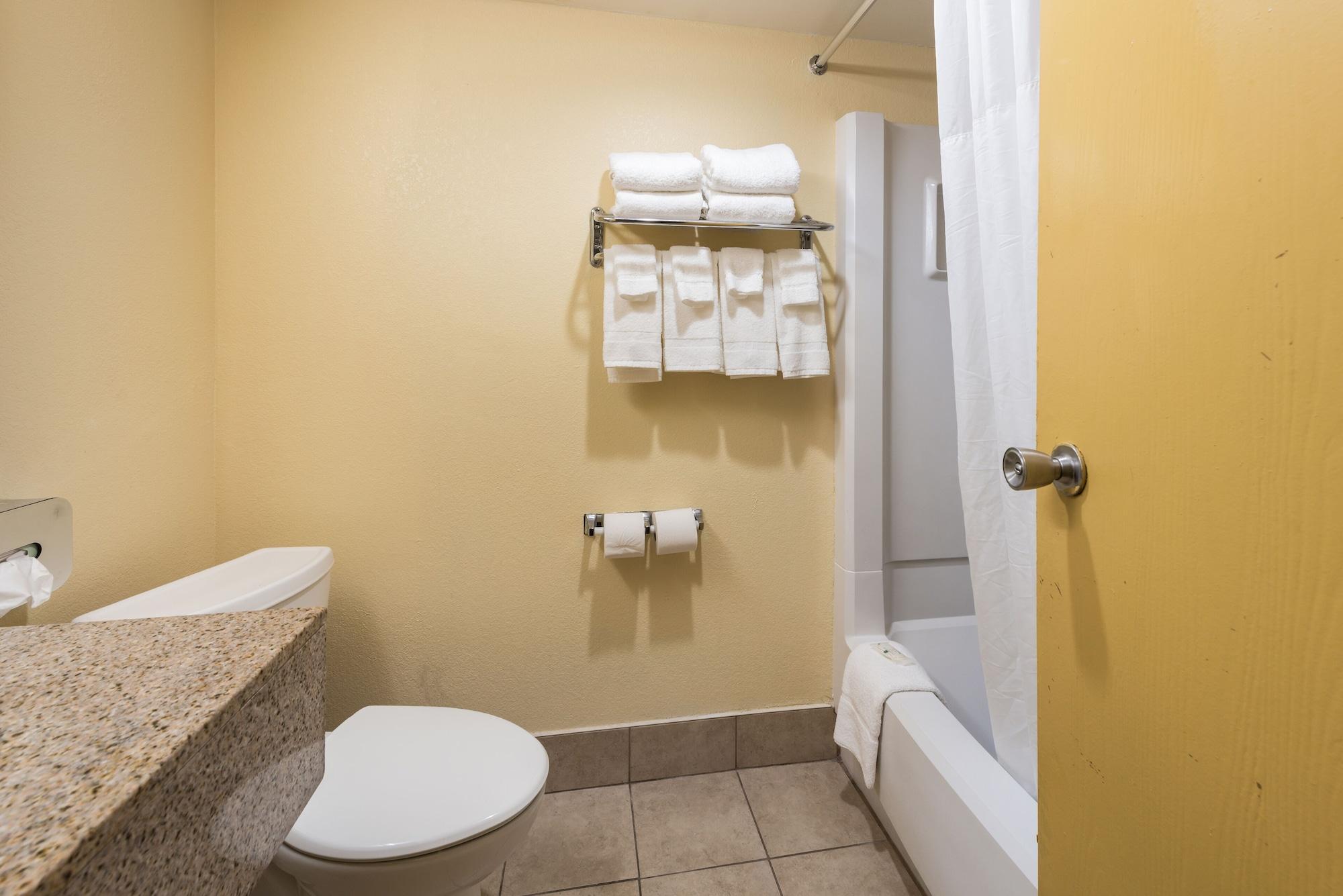 Quality Inn & Suites Цинциннаті Екстер'єр фото