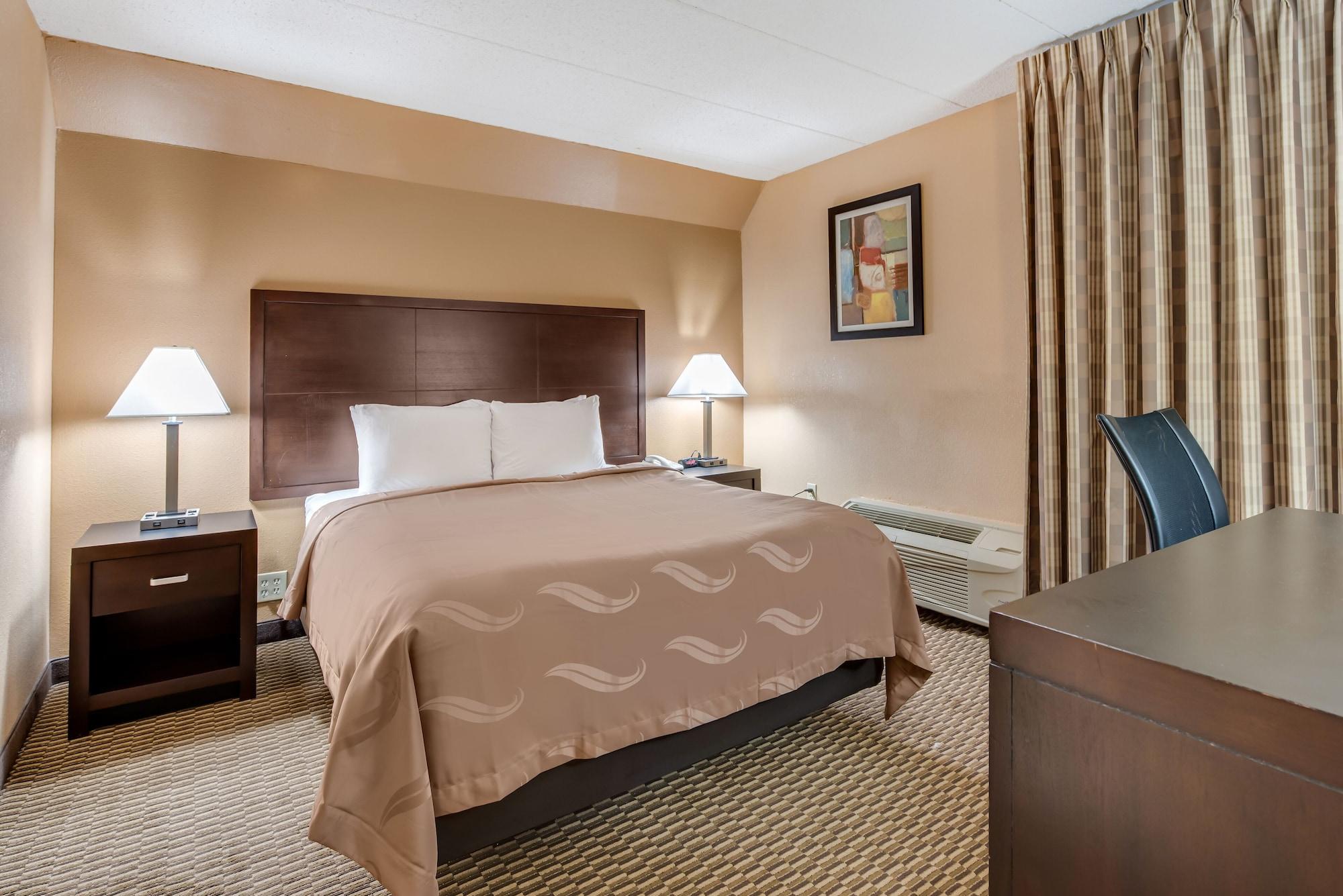 Quality Inn & Suites Цинциннаті Екстер'єр фото