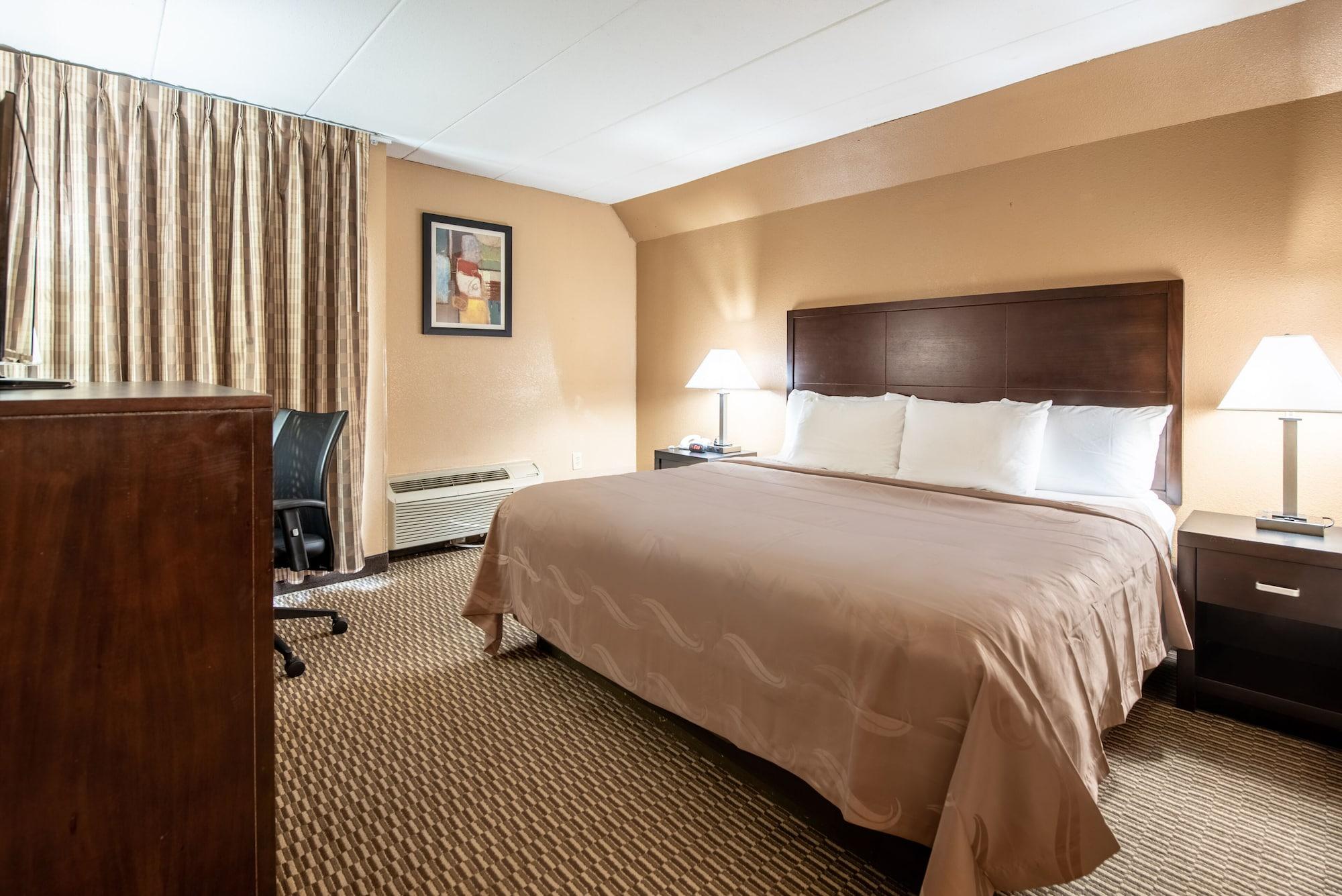 Quality Inn & Suites Цинциннаті Екстер'єр фото