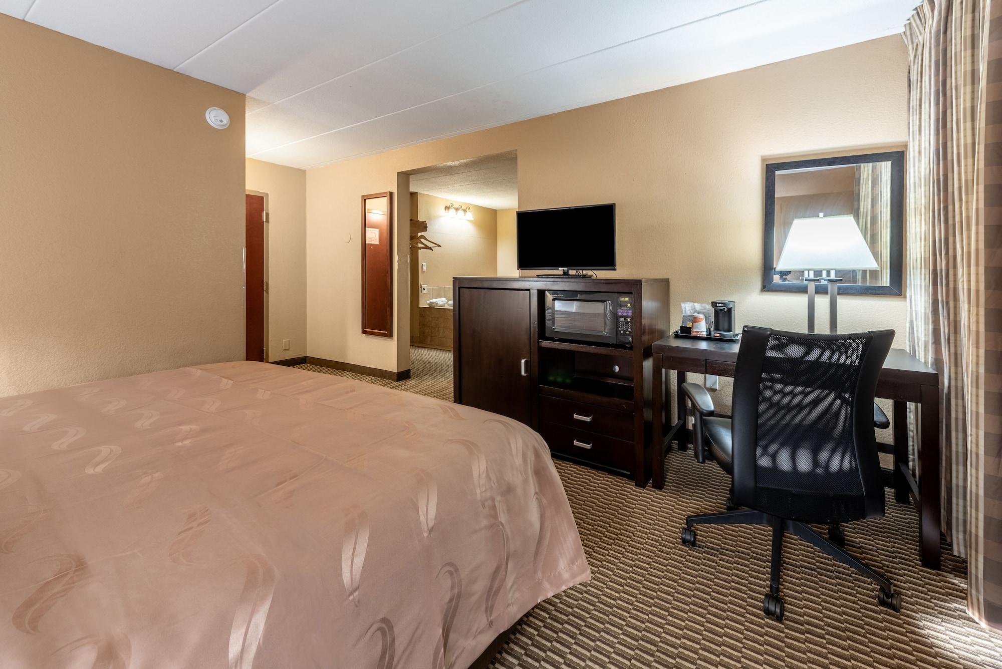 Quality Inn & Suites Цинциннаті Екстер'єр фото