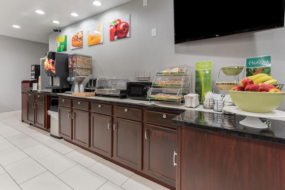Quality Inn & Suites Цинциннаті Екстер'єр фото