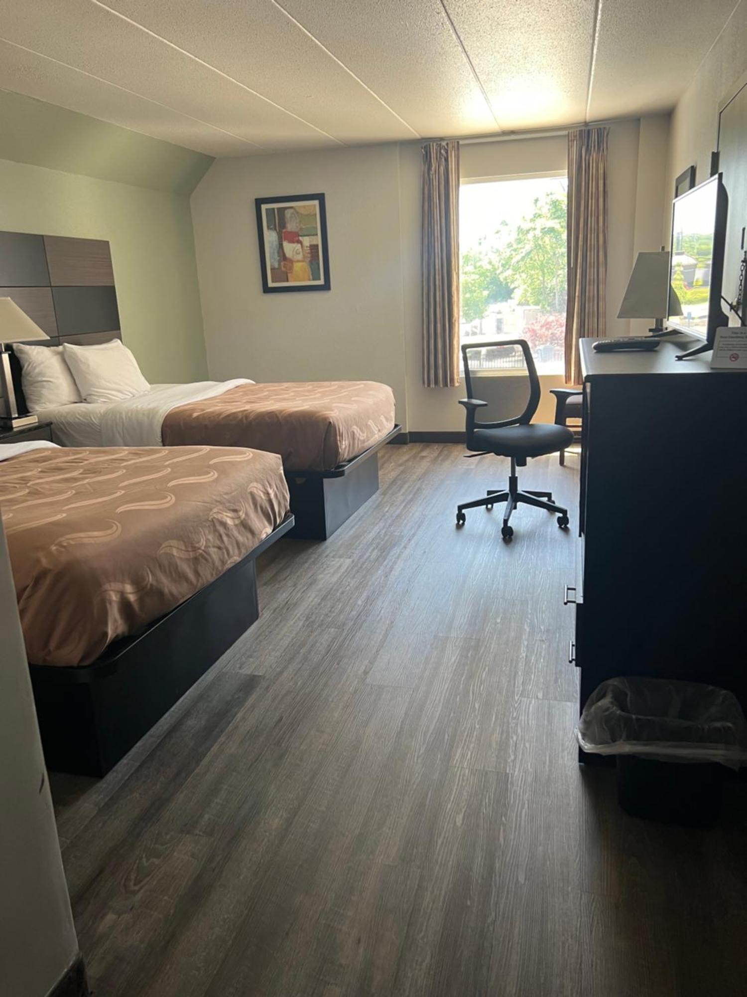 Quality Inn & Suites Цинциннаті Екстер'єр фото